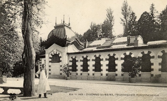 Etablissement de bains fréquenté par Maupassantnt